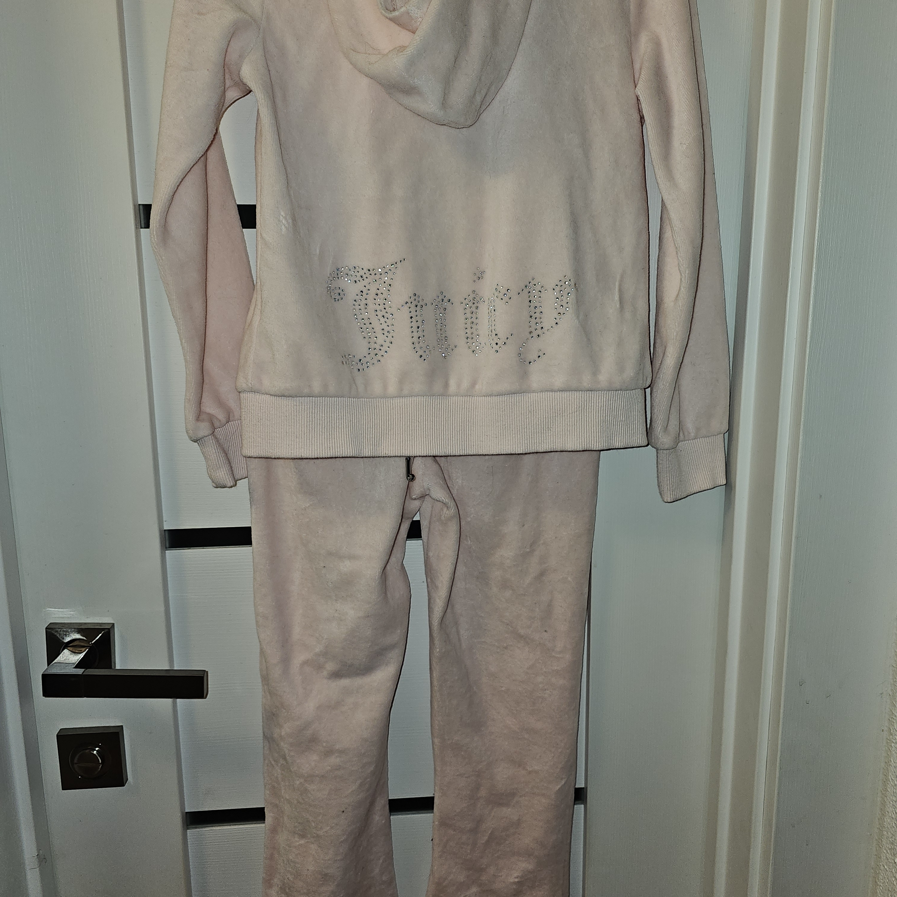 Juicy Couture Pink Velour Pants  Juicy Couture
